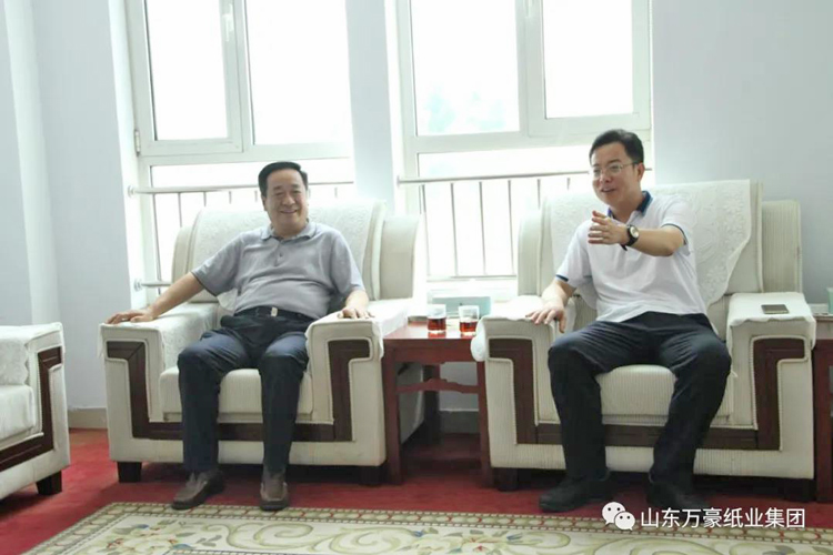 縣委副書記李飛雨來集團調(diào)研工作